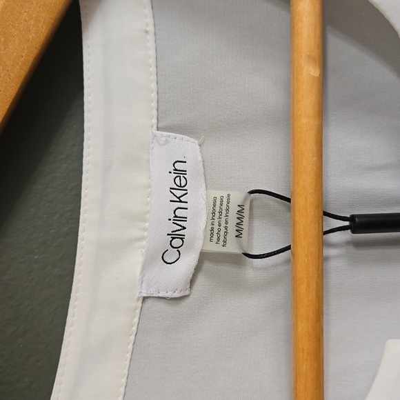 Calvin Klein Ivory/Black Sleeveless Top - Picture 3 of 7